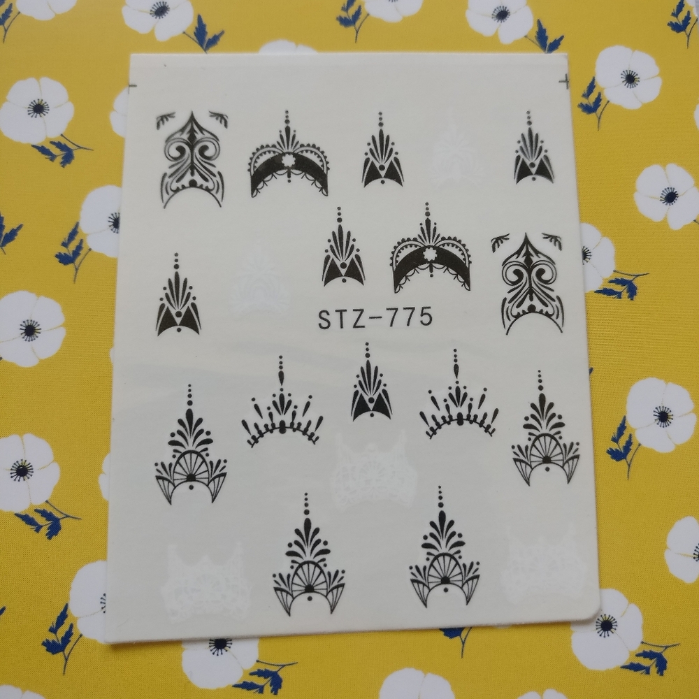 💎✨ BUNDLE FOR $2✨💅 Nail Decals - Picture 3 of 5